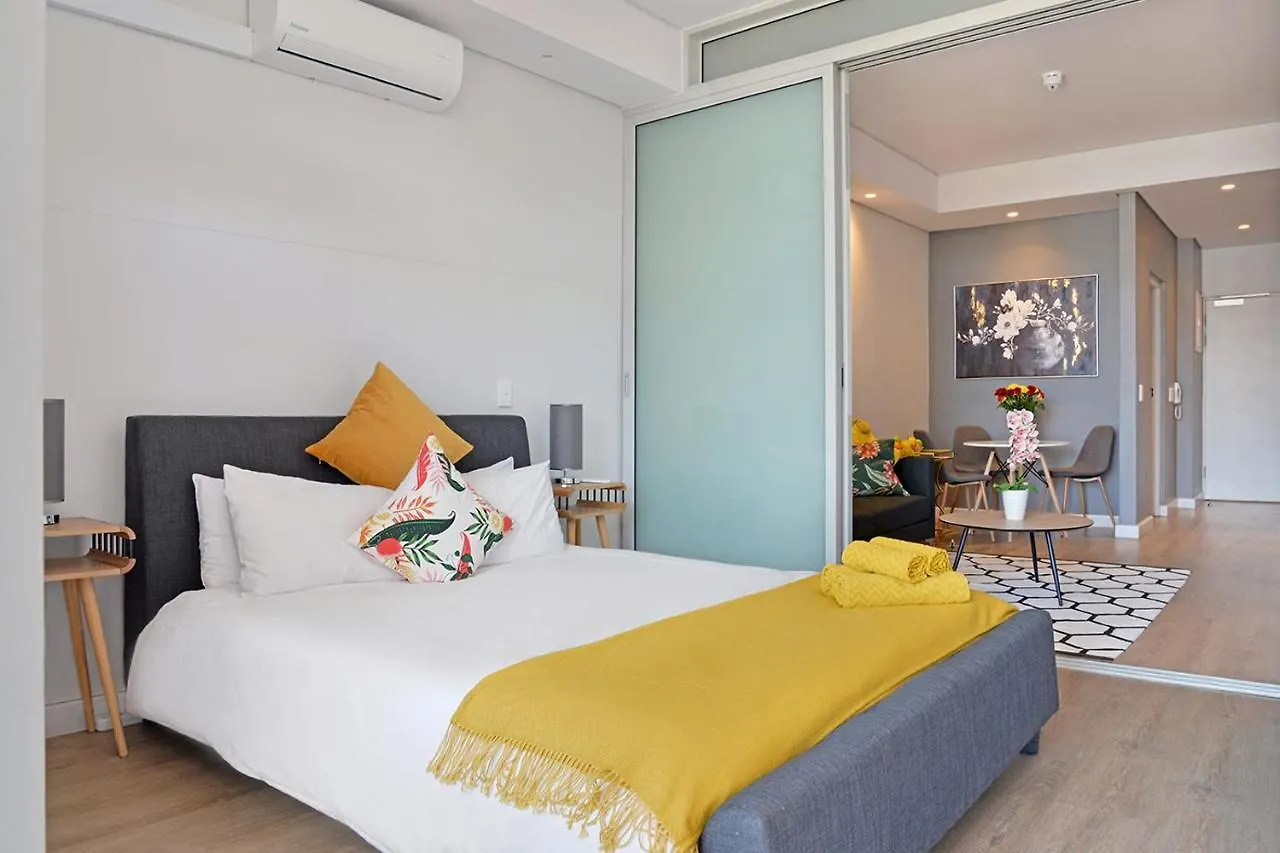 Apartment Margot - Luxury Apartment, City, Ocean & Mountain Views! Cape Town